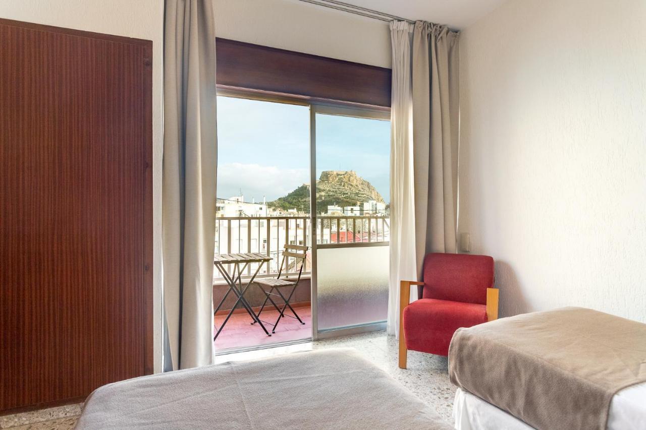 Hotel Leuka Alicante Kültér fotó