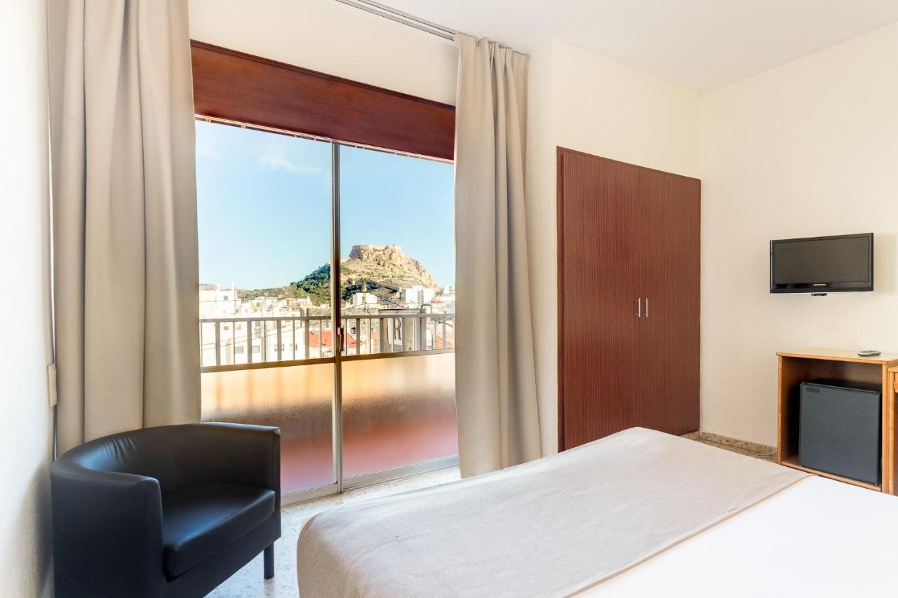 Hotel Leuka Alicante Kültér fotó